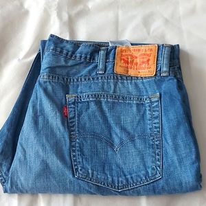 Levi's 514  size W 40 L 32